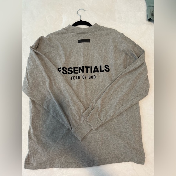 Fear of God Essentials Grey Long Sleeve Tee - Size M (unisex) - Picture 2 of 7